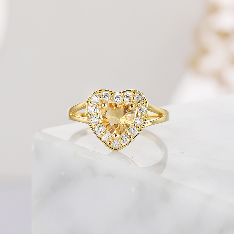 S925 heart shaped Topaz Ring